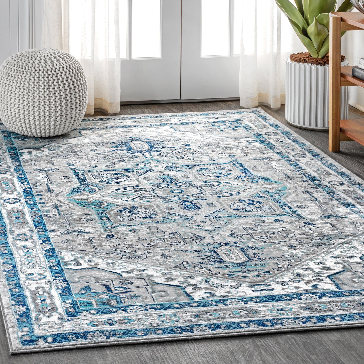 JONATHAN Y MODERN PERSIAN Vintage 10 x 13 (ft) Light Gray/Blue Rectangular Indoor Medallion Persian Pet Friendly Area rug