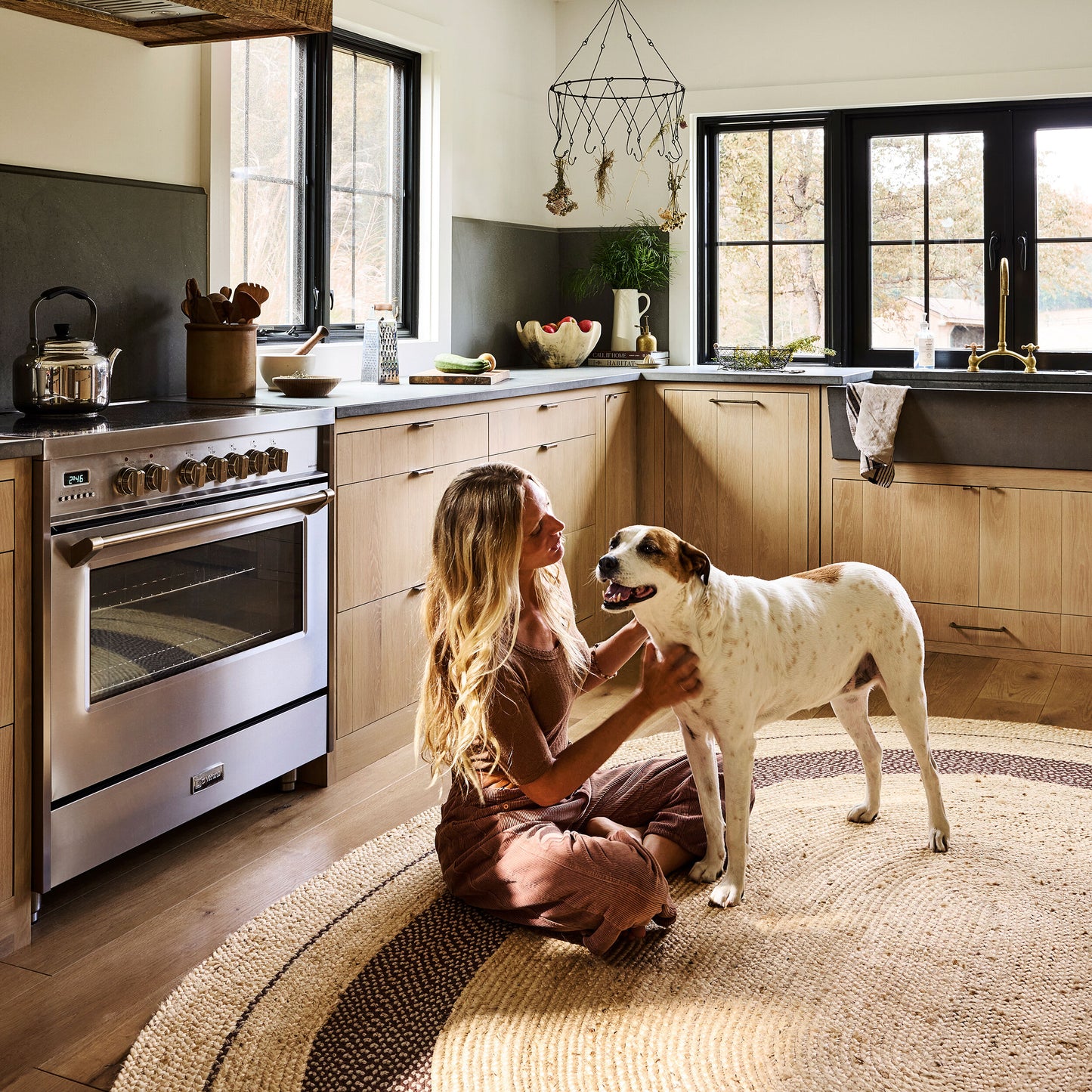 nuLOOM Cottage Oval Jute 9ft. x 12ft. Dark Brown Area Rug