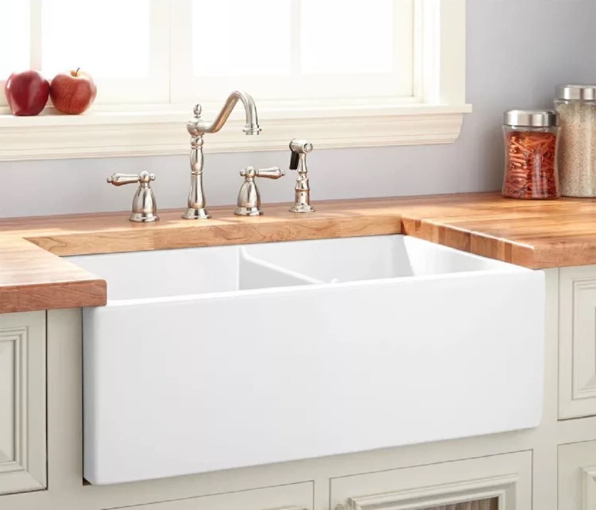 Winpro Fireclay sink Farmhouse apron front 33-in x 18-in Fireclay Double offset bowl Kitchen Sink