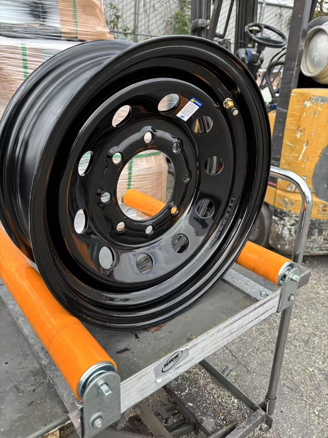 Steel wheel 16x6 Deavy Duty 8x6.5 inch BCD:4.9inch Offset0 10 Mod Load:4400lbs 25.73 110psi lbs TR416S (Black)