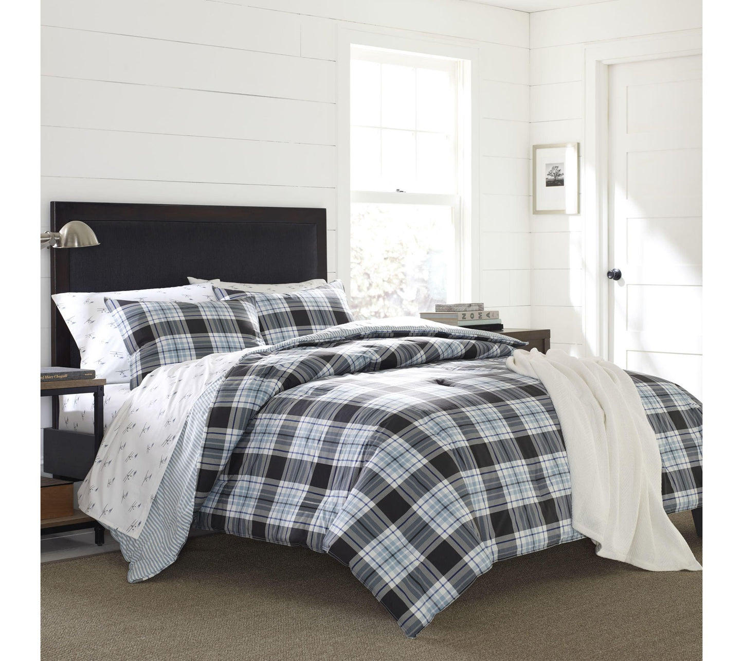 Eddie Bauer Lewis Plaid Navy Cotton King Comforter Set