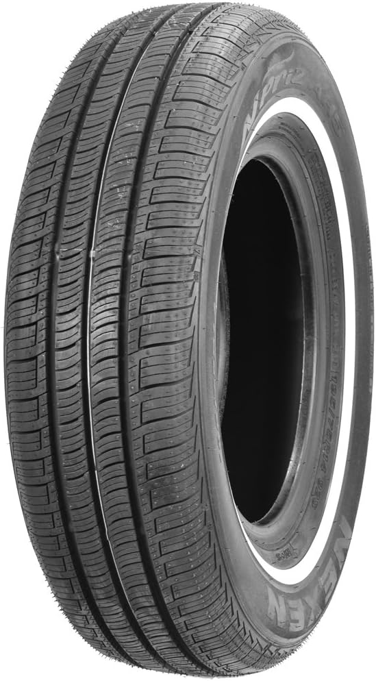 Nexen N'Priz AH5 All-Season Radial Tire - 235/75R15 109S