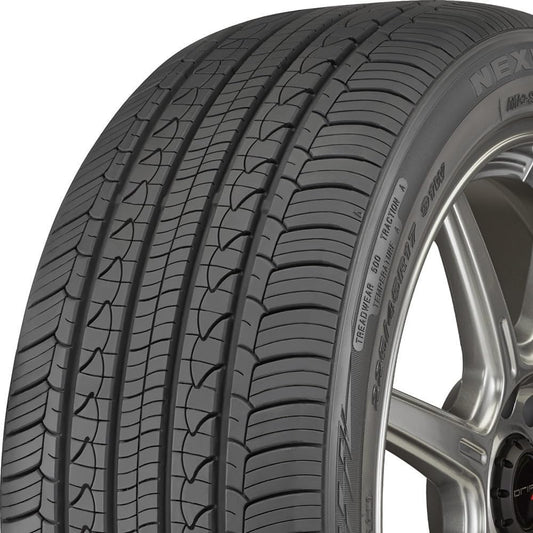 NEXEN NPriz AH8 All-Season Tire - 195/65R15 91T