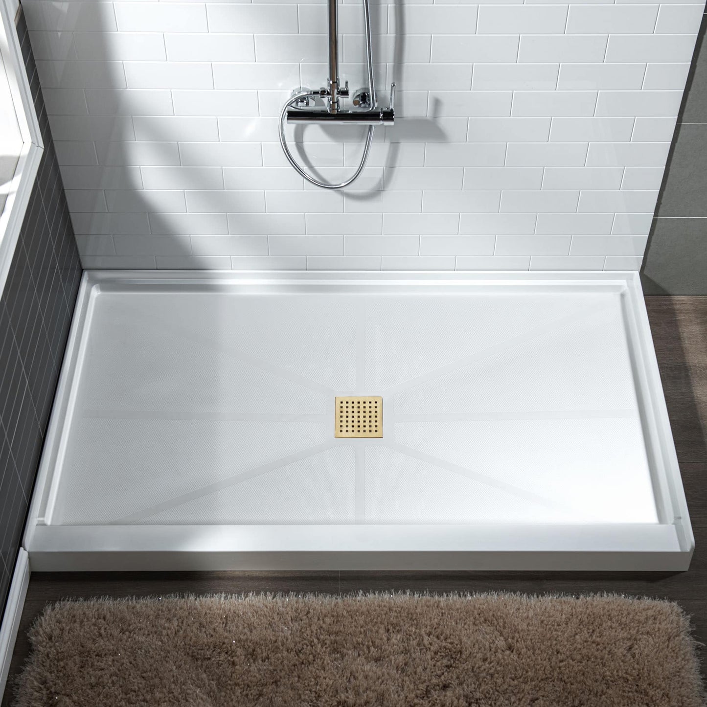 Woodbridge 32-in W x 48-in L Center White with Brushed Gold Cover Single Threshold Rectangle Shower Pan Base with 2-in H Threshold