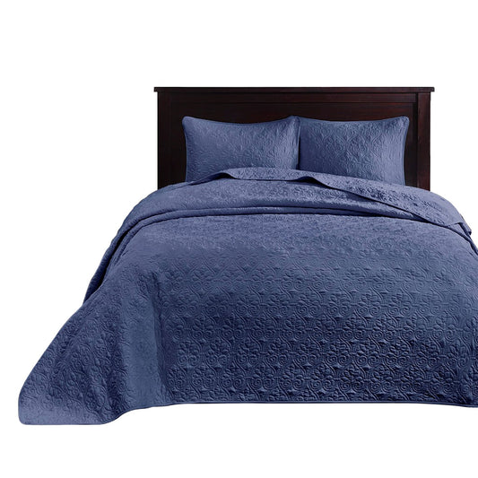 Gracie Mills  Sandy Reversible Bedspread Set with Classic Stitch Pattern