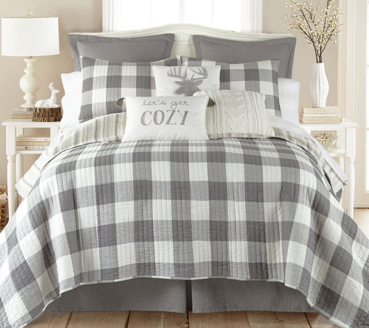 Camden Full/Queen Quilt Set by Levtex Home